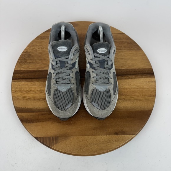 Mens New Balance 2002R Gray Suede Athletic Running Sneakers Shoes Size 8.5 D GUC - Picture 4 of 9